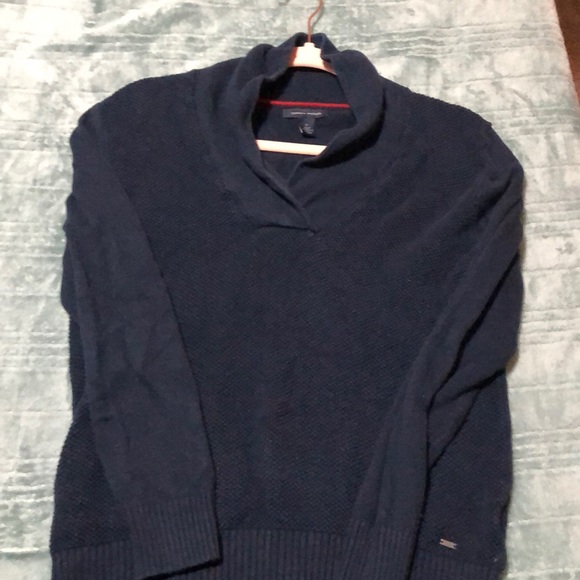 Sweater - Picture 1 of 2